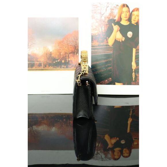 Chanel Women Pre-Loved Bag Very Good Condition - Picture 6 of 8